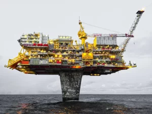 The Role of Offshore Accident Attorneys in Ensuring Justice